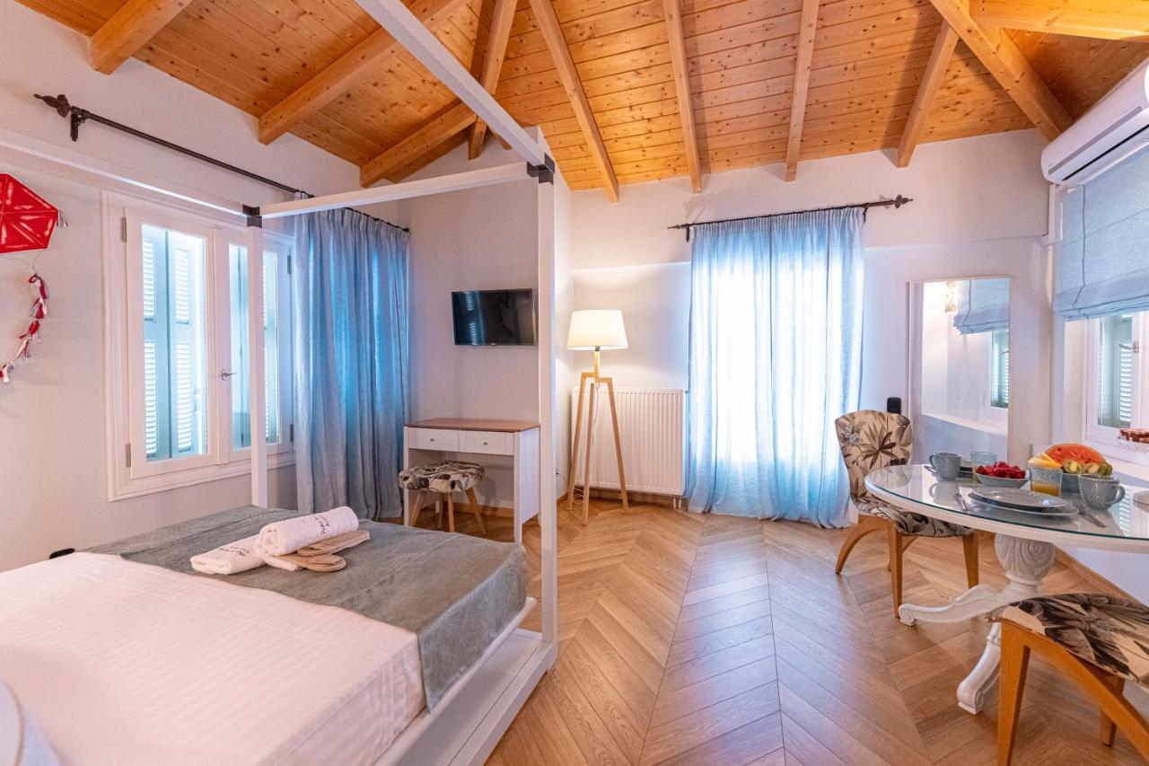 Ipelhome - Plaka Boutique Apartments アテネ エクステリア 写真