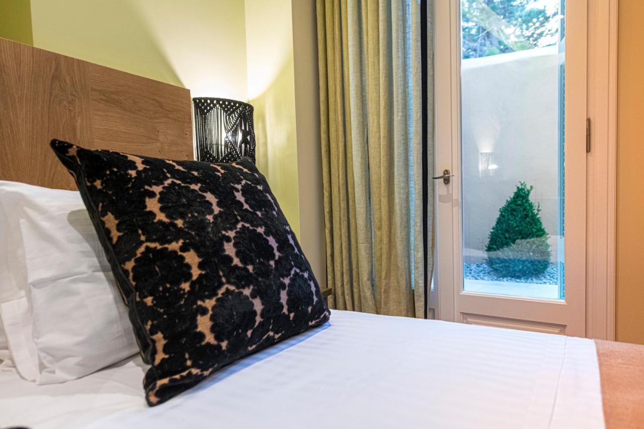 Ipelhome - Plaka Boutique Apartments アテネ エクステリア 写真