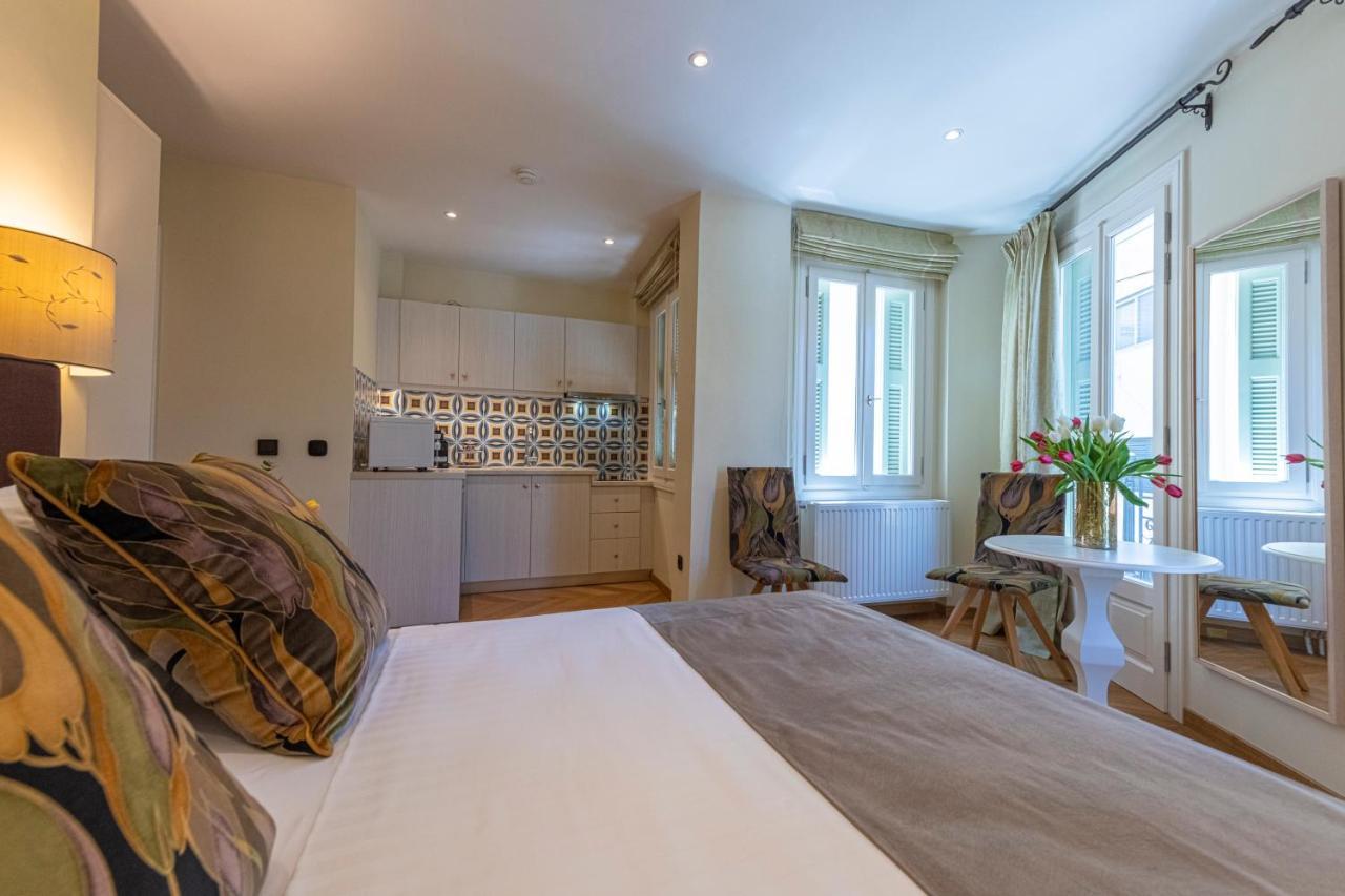 Ipelhome - Plaka Boutique Apartments アテネ エクステリア 写真