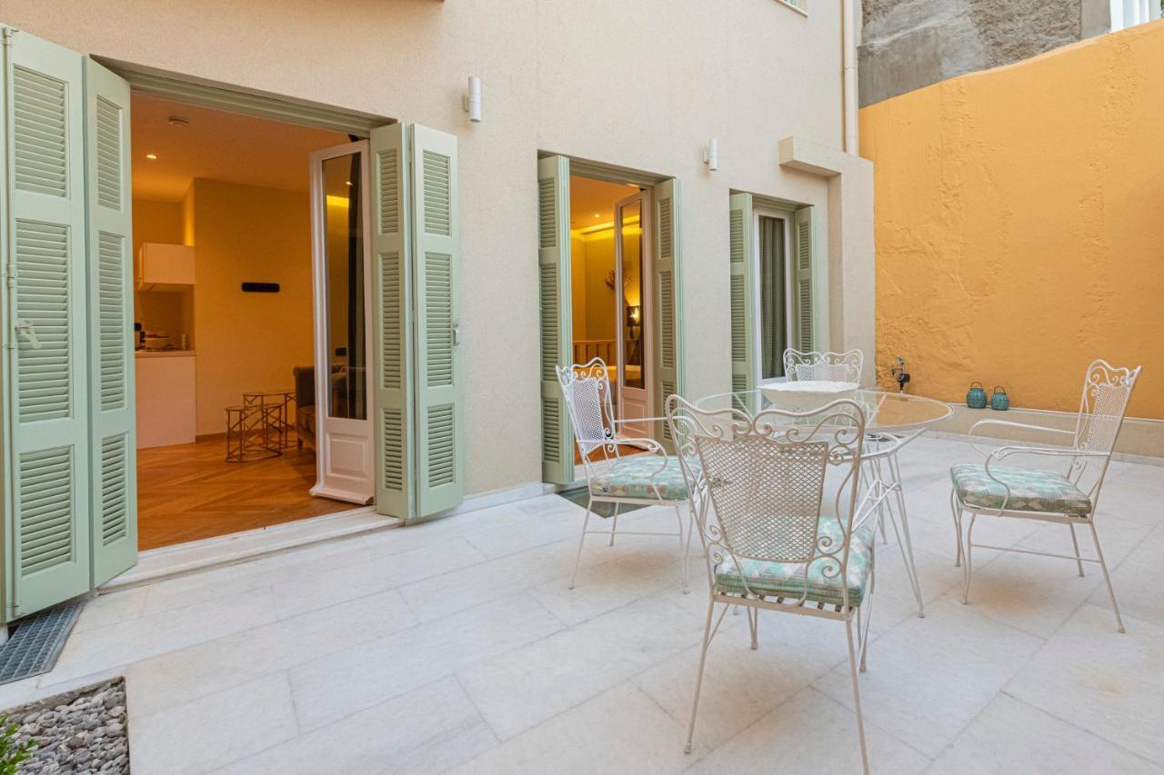 Ipelhome - Plaka Boutique Apartments アテネ エクステリア 写真