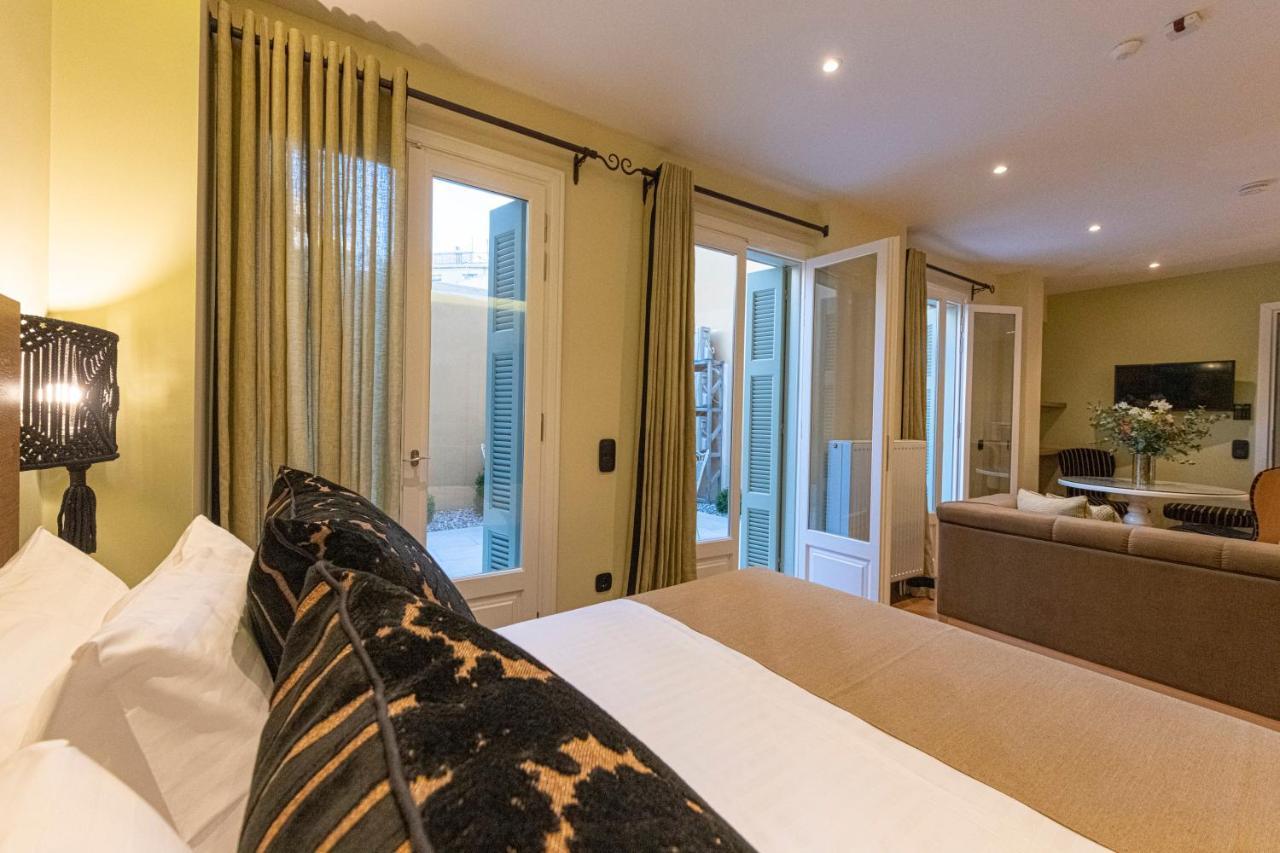 Ipelhome - Plaka Boutique Apartments アテネ エクステリア 写真